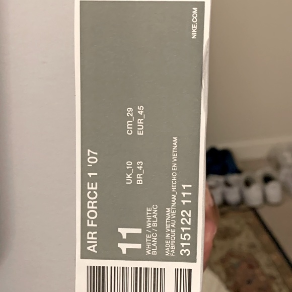 NIB White/White Nike Air Force 1 ‘07 Size 11.0 US - Picture 7 of 9